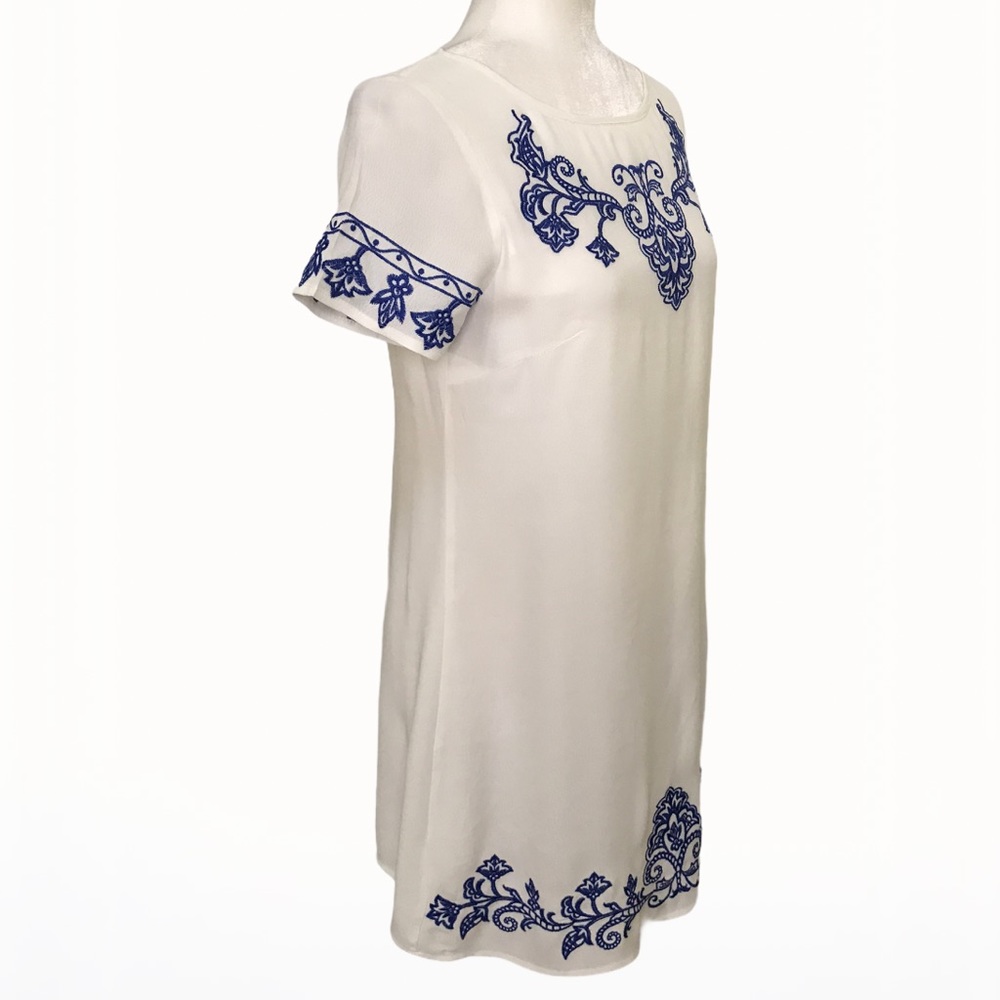 Lulu’s Embroidered Shift Women’s Mini Dress - XS - Picture 9 of 17